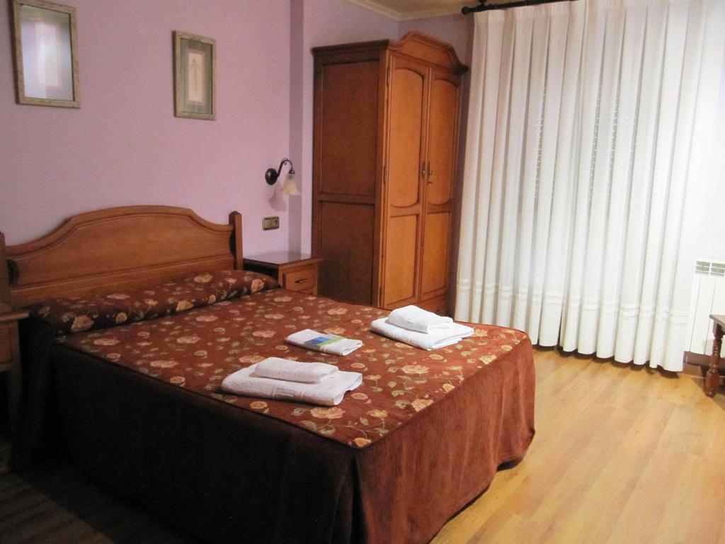 Hotel Pena Pandos Felechosa Camera foto
